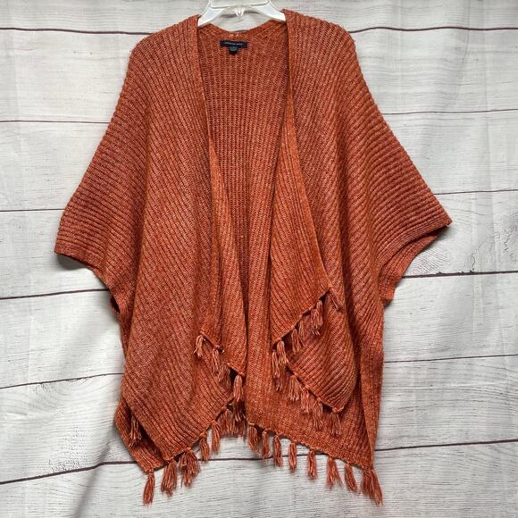 American Eagle Knit Poncho Komono Wrap Shawl Cardigan Sweater Fringe Size OS - Picture 1 of 12